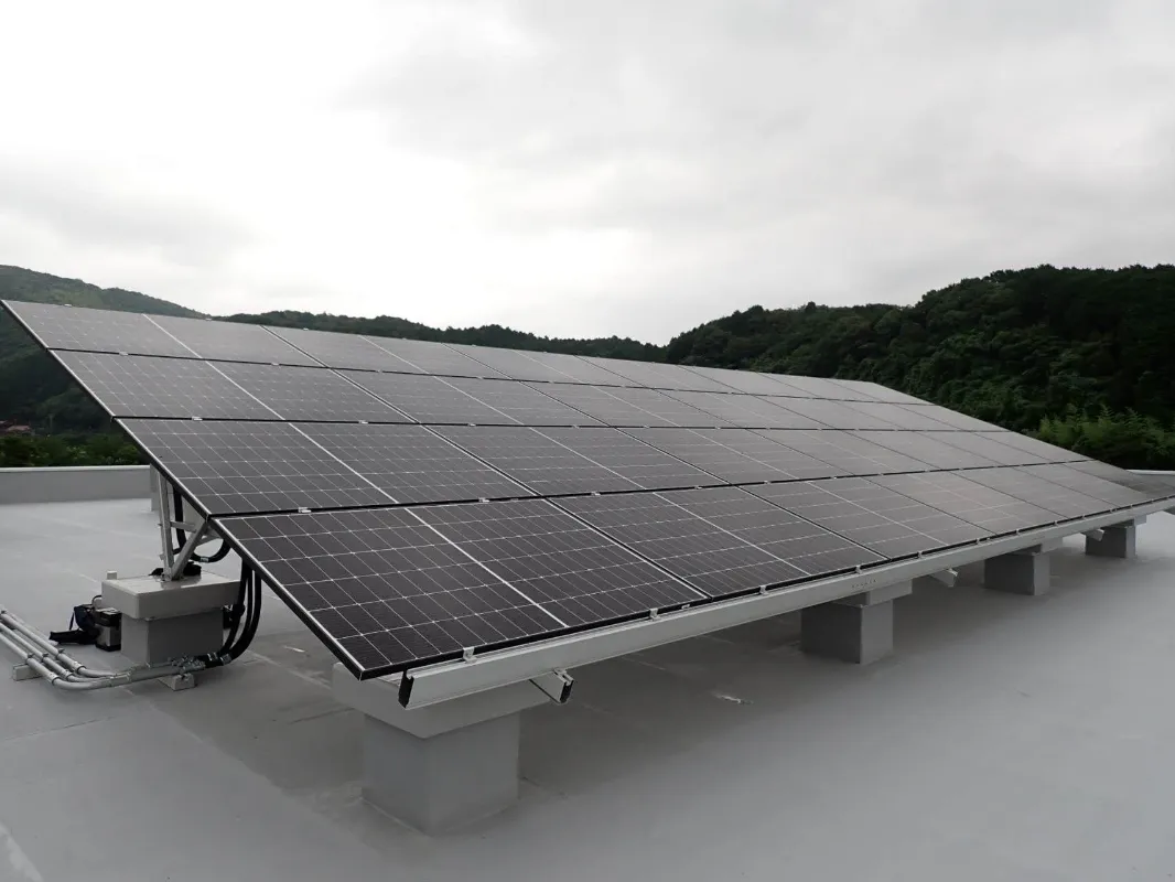 Pemasangan Solar untuk Projek PV Tropika Malaysia
