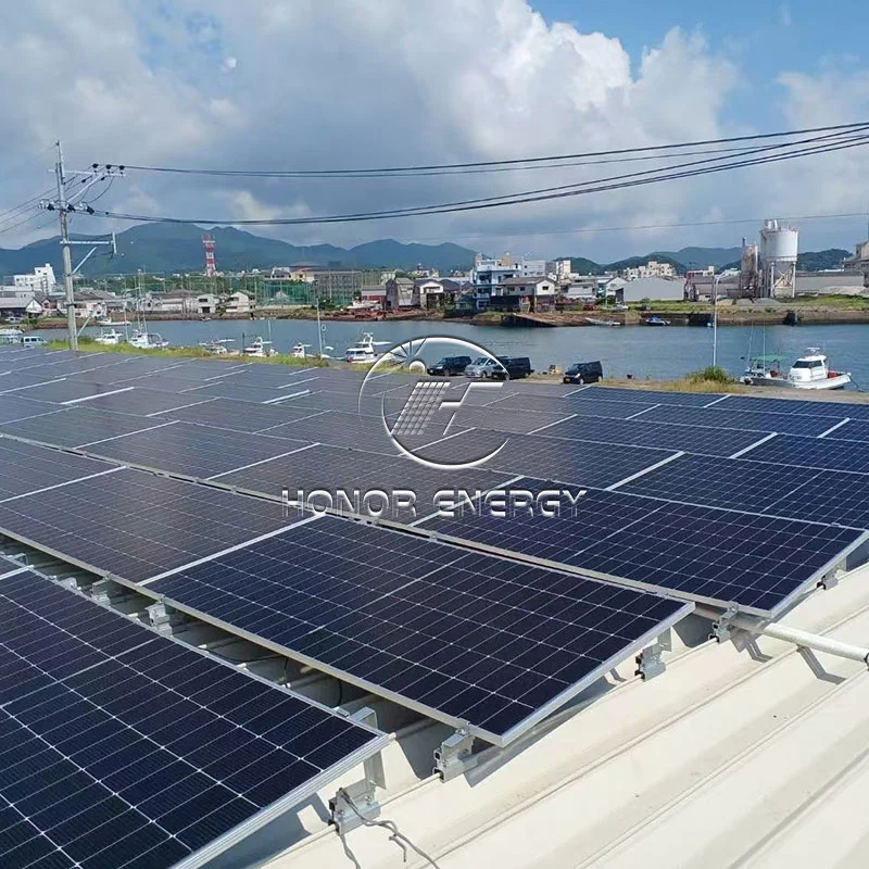 Pelekap bumbung solar